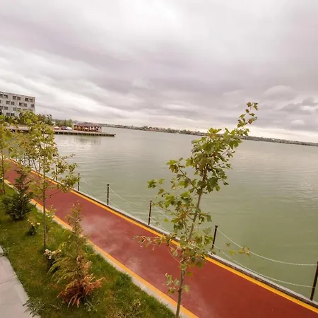 Dellano Solid House Apartment Mamaia